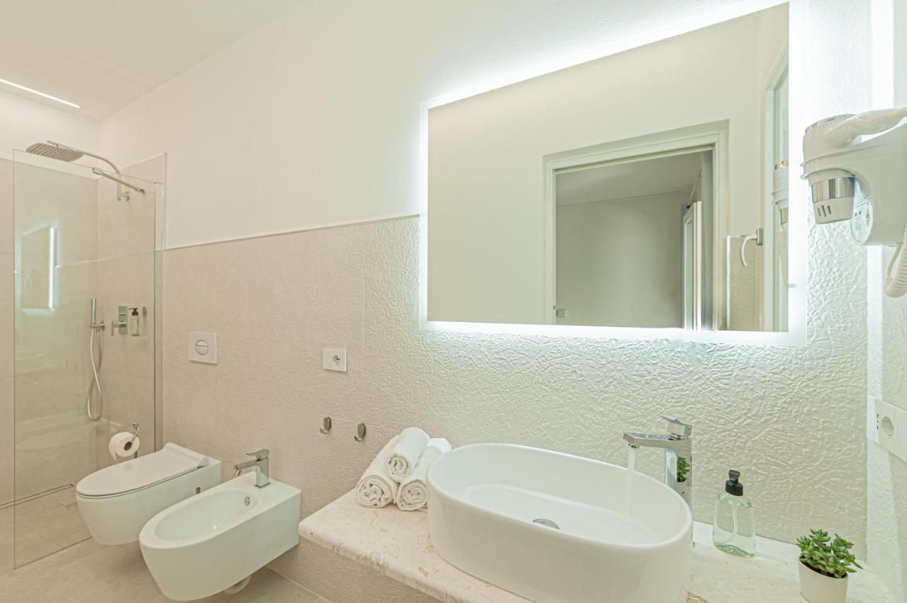 Lux B&Beach Sardvs Кастелсардо Екстериор снимка