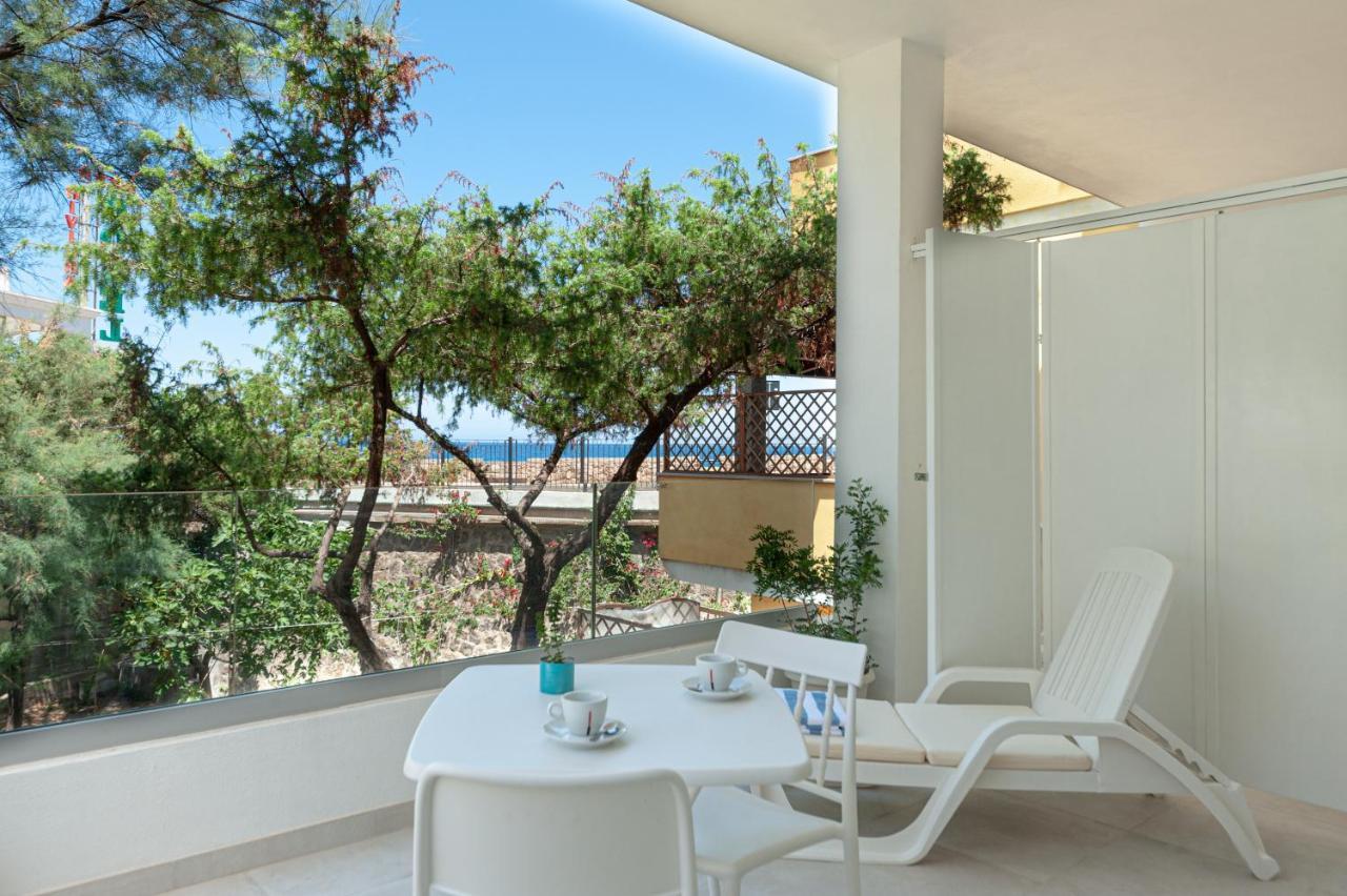 Lux B&Beach Sardvs Кастелсардо Екстериор снимка
